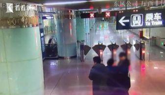 爆料兄弟醉酒视频播放,网友直呼“笑到肚子疼”！  第1张