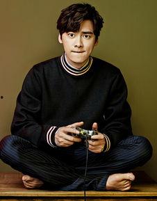 四川小李爆料李易峰视频,引发网友热议 第1张 四川小李爆料李易峰视频,引发网友热议 第1张